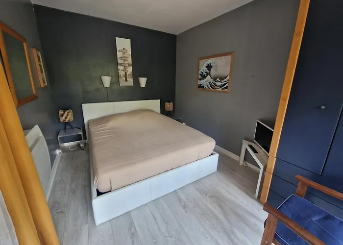 450m Bourdaines شقة سانيوس