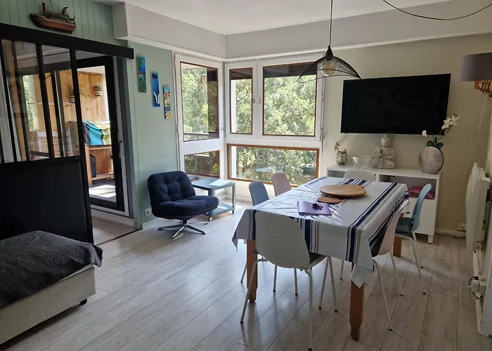 450m Bourdaines سانيوس